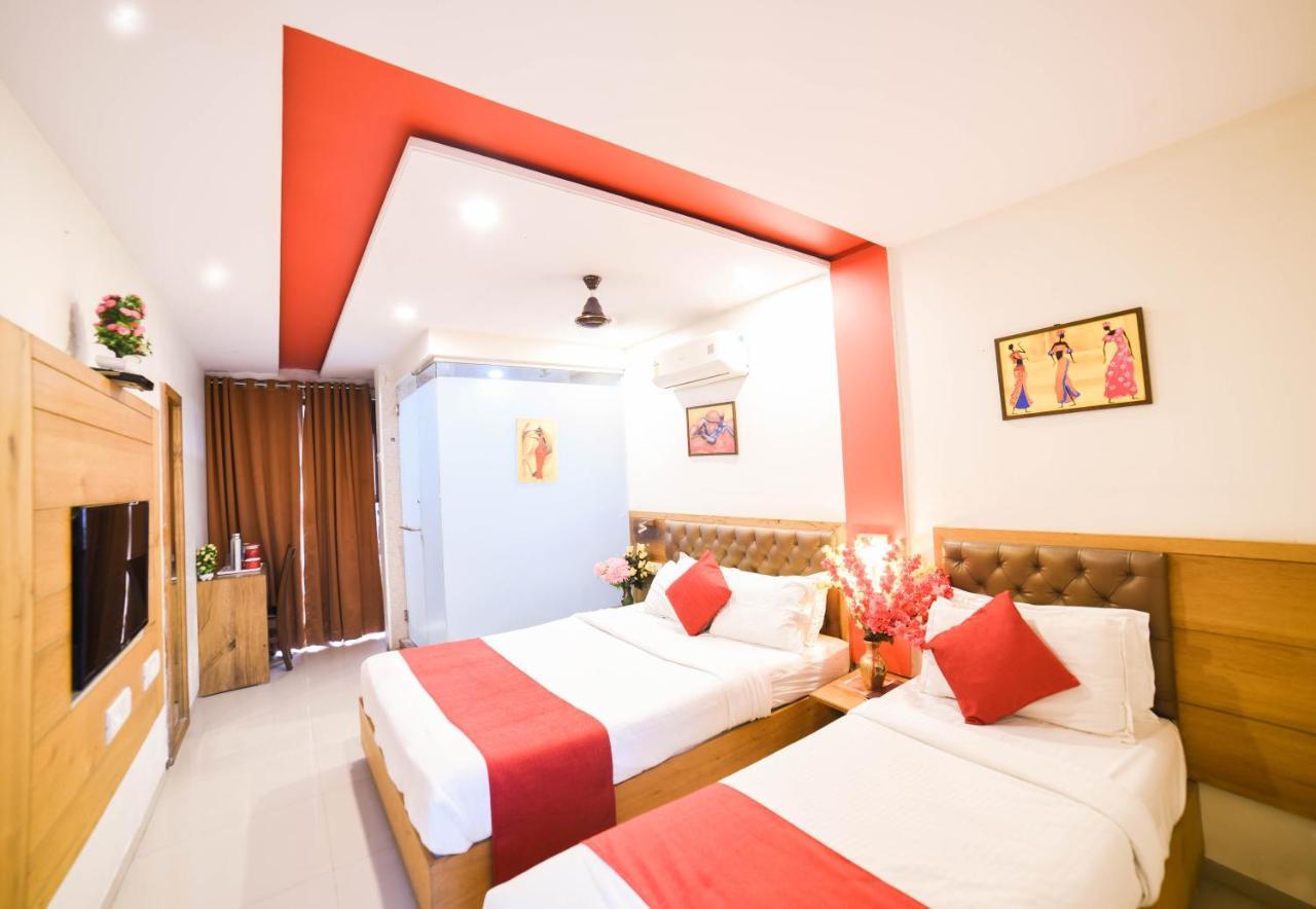 Hotel Grandeur-Near Mumbai International Airport Екстер'єр фото