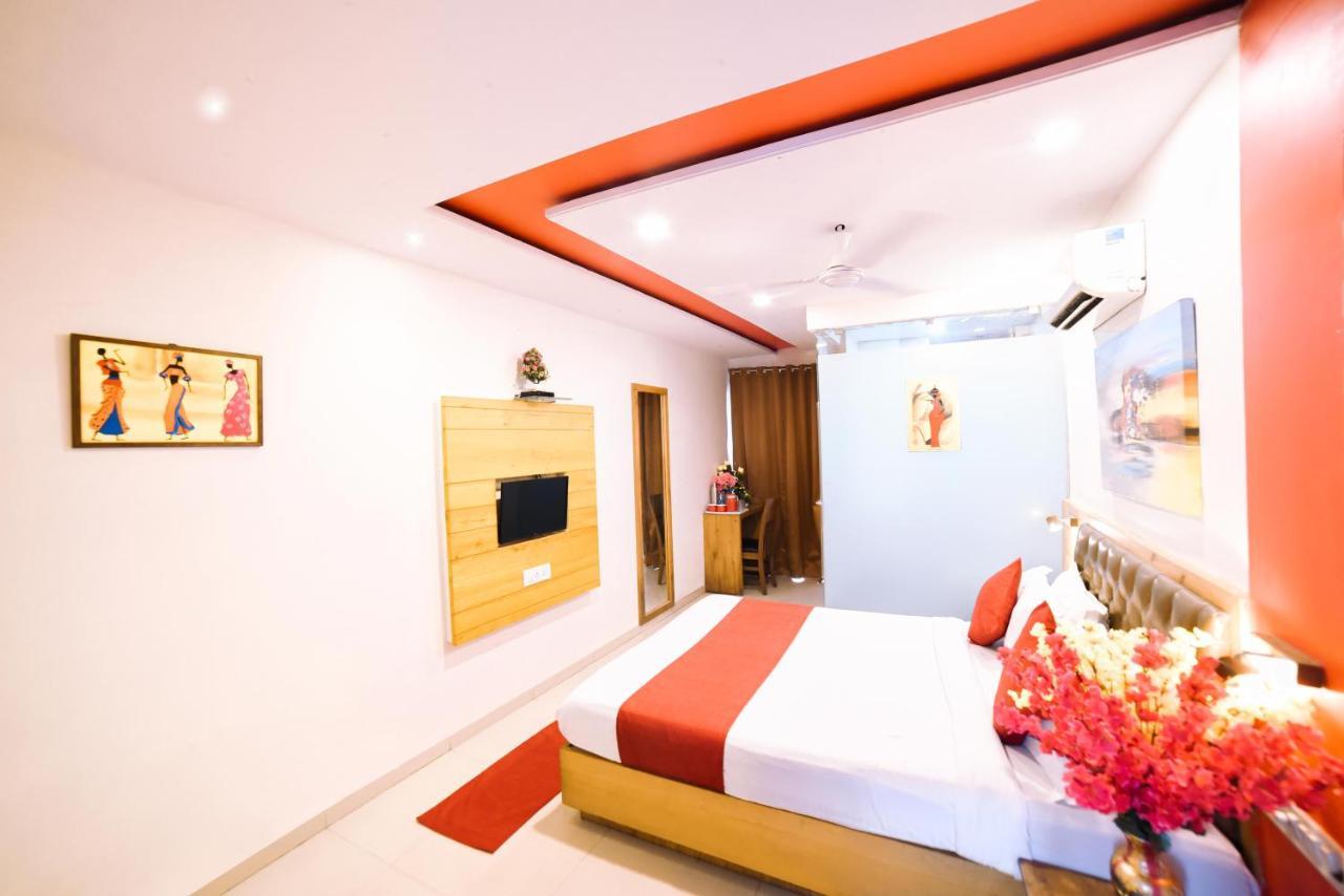 Hotel Grandeur-Near Mumbai International Airport Екстер'єр фото