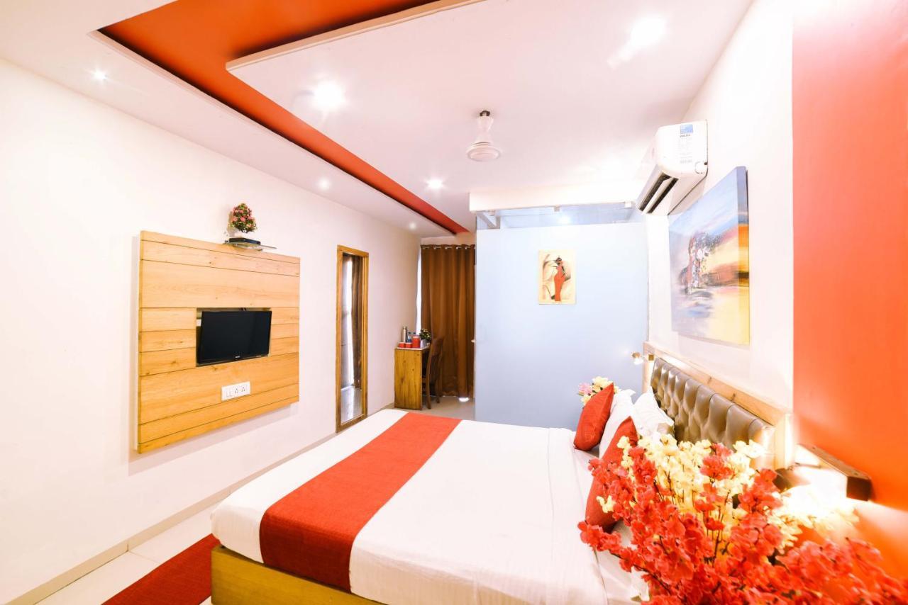 Hotel Grandeur-Near Mumbai International Airport Екстер'єр фото
